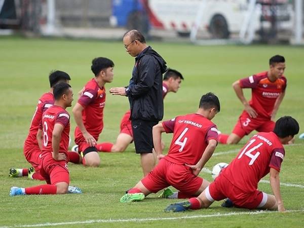 Bóng đá VN 15/4: Đội tuyển Việt Nam có thể tập huấn ở Quy Nhơn