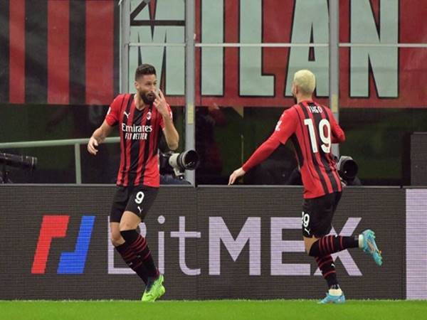 Tin AC Milan 10/2: Giroud tỏa sáng giúp AC Milan thắng Lazio