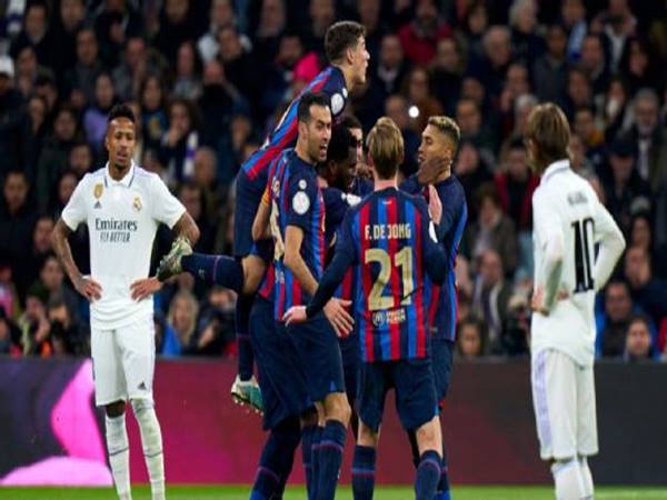 Tin Barca 3/3: HLV Xavi không hài lòng với các cầu thủ dù thắng